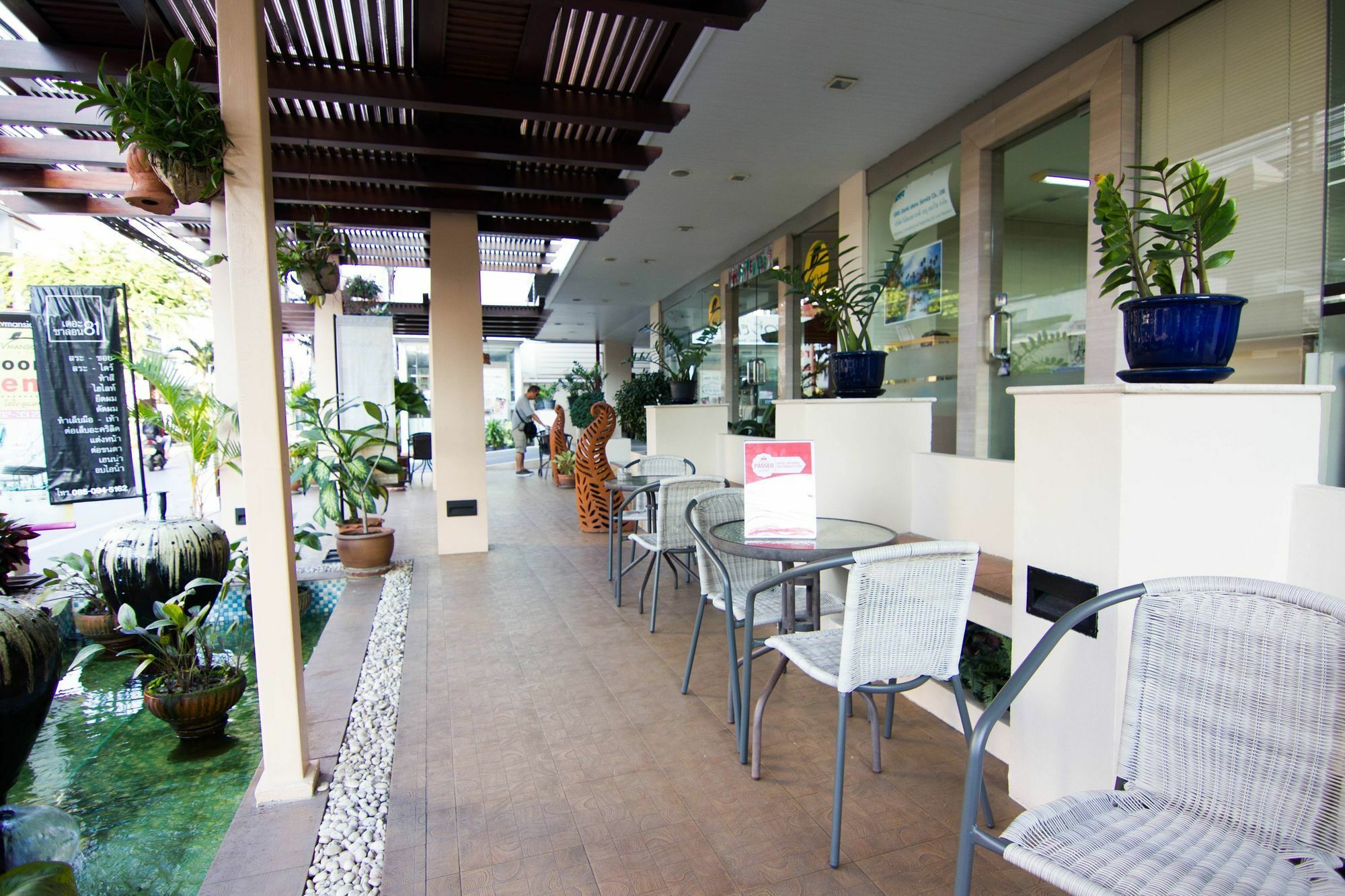 Zen Rooms Sukhumvit 81 Bangkok Esterno foto